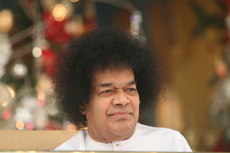 Sai Baba, Christmas Day