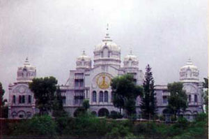Sai University Admin block
